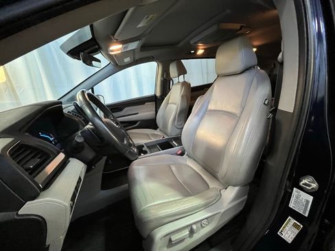 Used 2019 Honda Odyssey EX-L image 10