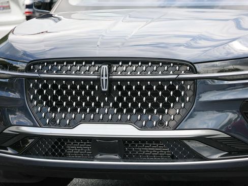 Used 2024 Lincoln Nautilus Reserve w/ Equipment Group 202A AWD/4WD image 24