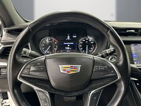 Used 2022 Cadillac XT5 Premium Luxury FWD image 22
