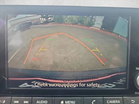 Used 2024 Nissan Altima 2.5 SV FWD image 14