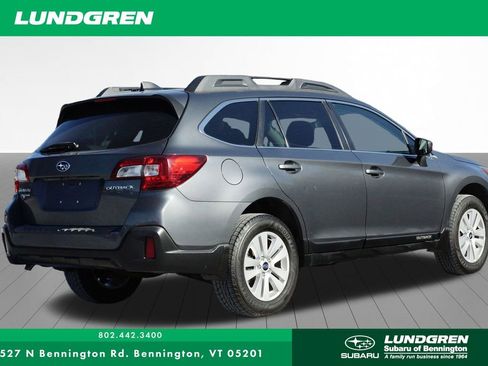 Used 2018 Subaru Outback 2.5i Premium image 3