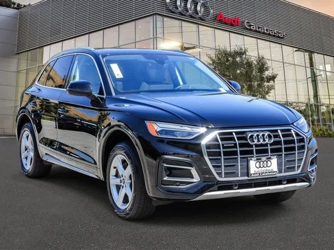 Used 2023 Audi Q5 2.0T Premium w/ Convenience Package AWD/4WD image 5