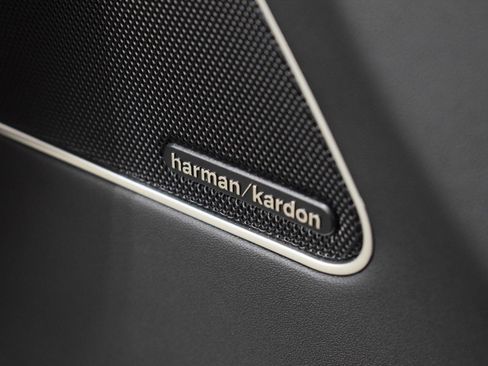 Used 2022 Maserati Levante Modena image 40