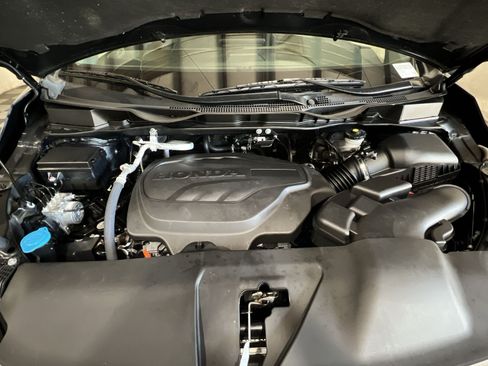 Used 2024 Honda Odyssey Touring image 32