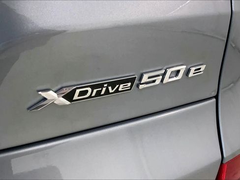 New 2026 BMW X5 xDrive50e w/ Executive Package image 15