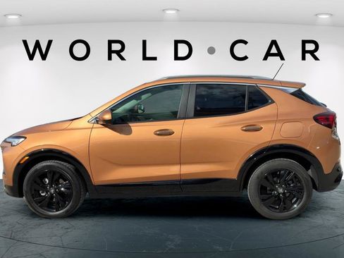 Used 2024 Buick Encore GX Sport Touring w/ Advanced Technology Package FWD image 4