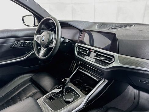 Used 2019 BMW 330i xDrive Sedan w/ M Sport Package AWD/4WD image 29