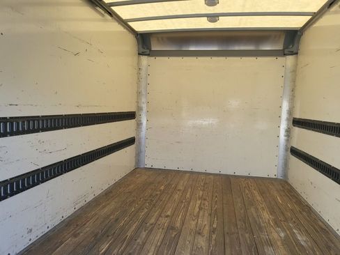 Used 2015 Ford F350 XL RWD image 7