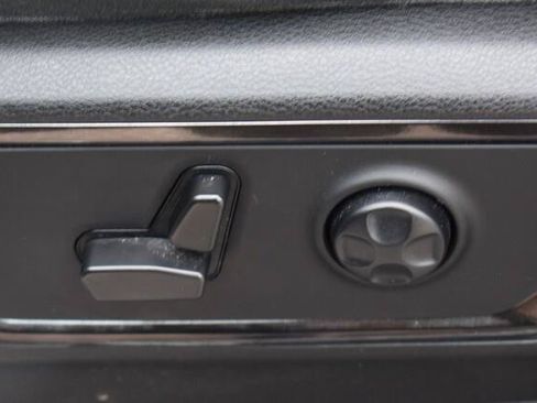 Used 2023 RAM 1500 Limited AWD/4WD image 30