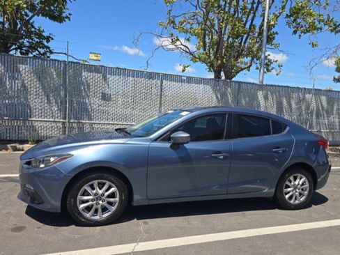 Used 2016 MAZDA MAZDA3 i Touring w/ Popular Equipment Package FWD image 1