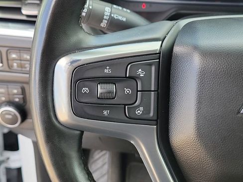 Certified 2023 Chevrolet Suburban Premier image 30