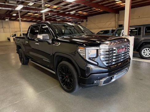 Used 2023 GMC Sierra 1500 Denali AWD/4WD image 7