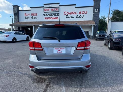 Used 2017 Dodge Journey SXT w/ Premium Group FWD image 18