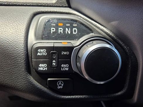 Used 2022 RAM 1500 Big Horn AWD/4WD image 23