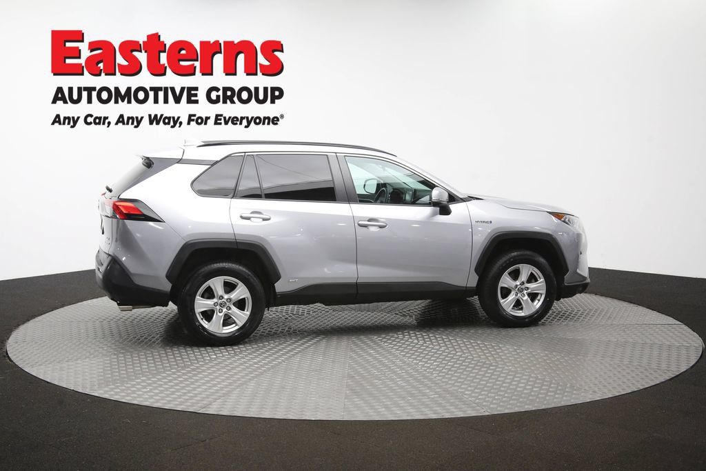 Used 2021 Toyota RAV4 XLE w/ XLE Grade Weather Package AWD/4WD image 45