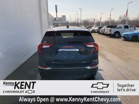 Used 2023 GMC Terrain SLT w/ LPO, Floor Liner Package image 6