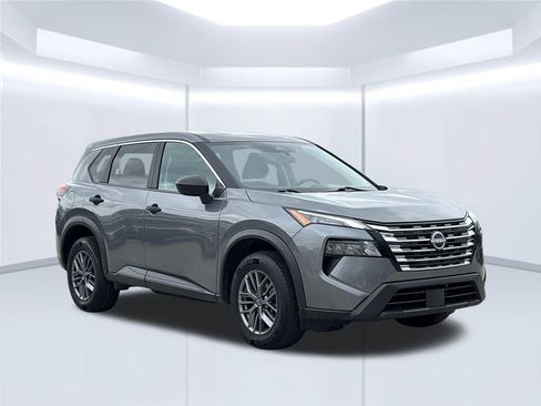 Used 2024 Nissan Rogue S AWD/4WD image 10