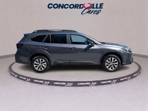 Used 2024 Subaru Outback Premium w/ Popular Package #1 AWD/4WD image 7