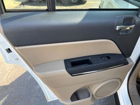 Used 2011 Jeep Compass Limited w/ Sun/Sound Group image 21