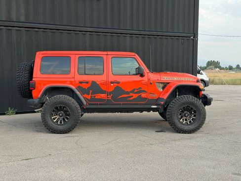 Used 2023 Jeep Wrangler Unlimited Rubicon 392 w/ Trailer Tow Package AWD/4WD image 6