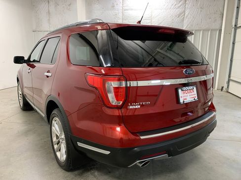 Used 2018 Ford Explorer Limited w/ Equipment Group 301A AWD/4WD image 5
