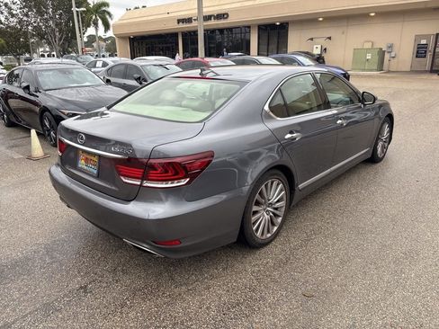 Used 2013 Lexus LS 460 w/ Comfort Pkg image 5