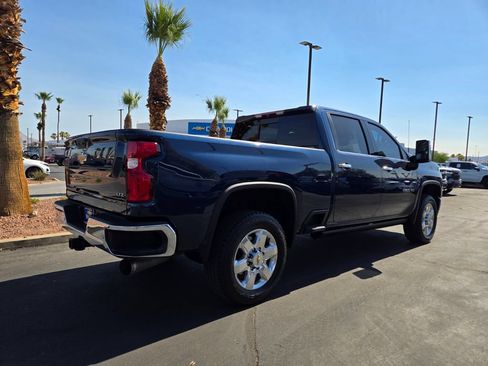 Used 2022 Chevrolet Silverado 2500 LTZ w/ LTZ Plus Package AWD/4WD image 6