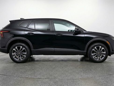 Used 2025 Chevrolet Equinox LT image 11