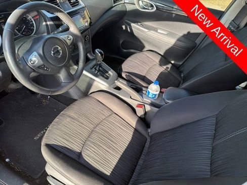 Used 2017 Nissan Sentra SV image 11
