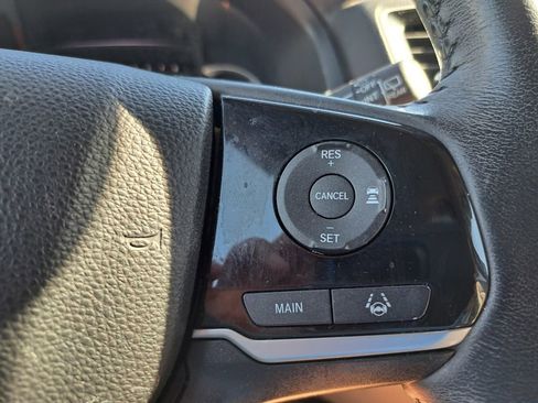 Used 2021 Honda Pilot Touring image 12