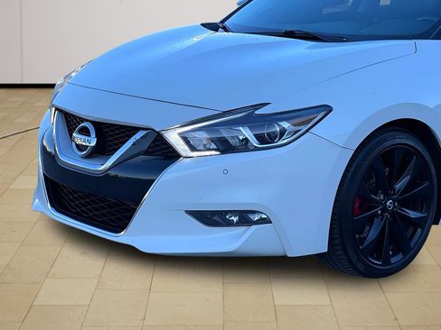 Used 2017 Nissan Maxima SR w/ Midnight Edition image 37