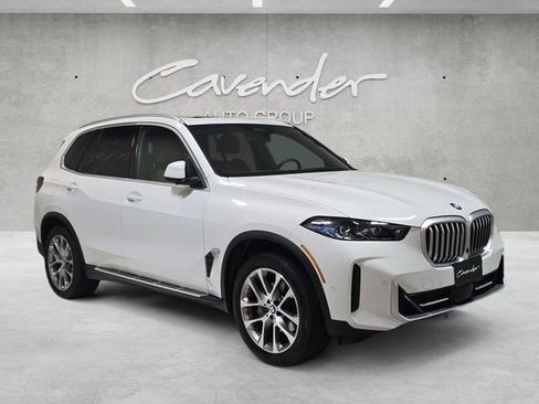 Used 2026 BMW X5 sDrive40i image 2