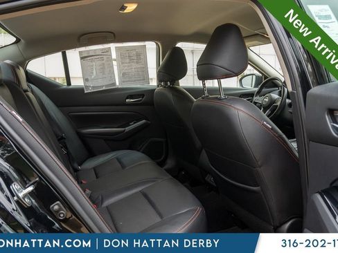 Used 2025 Nissan Altima 2.5 SR FWD image 18