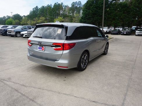 Used 2024 Honda Odyssey Elite image 25