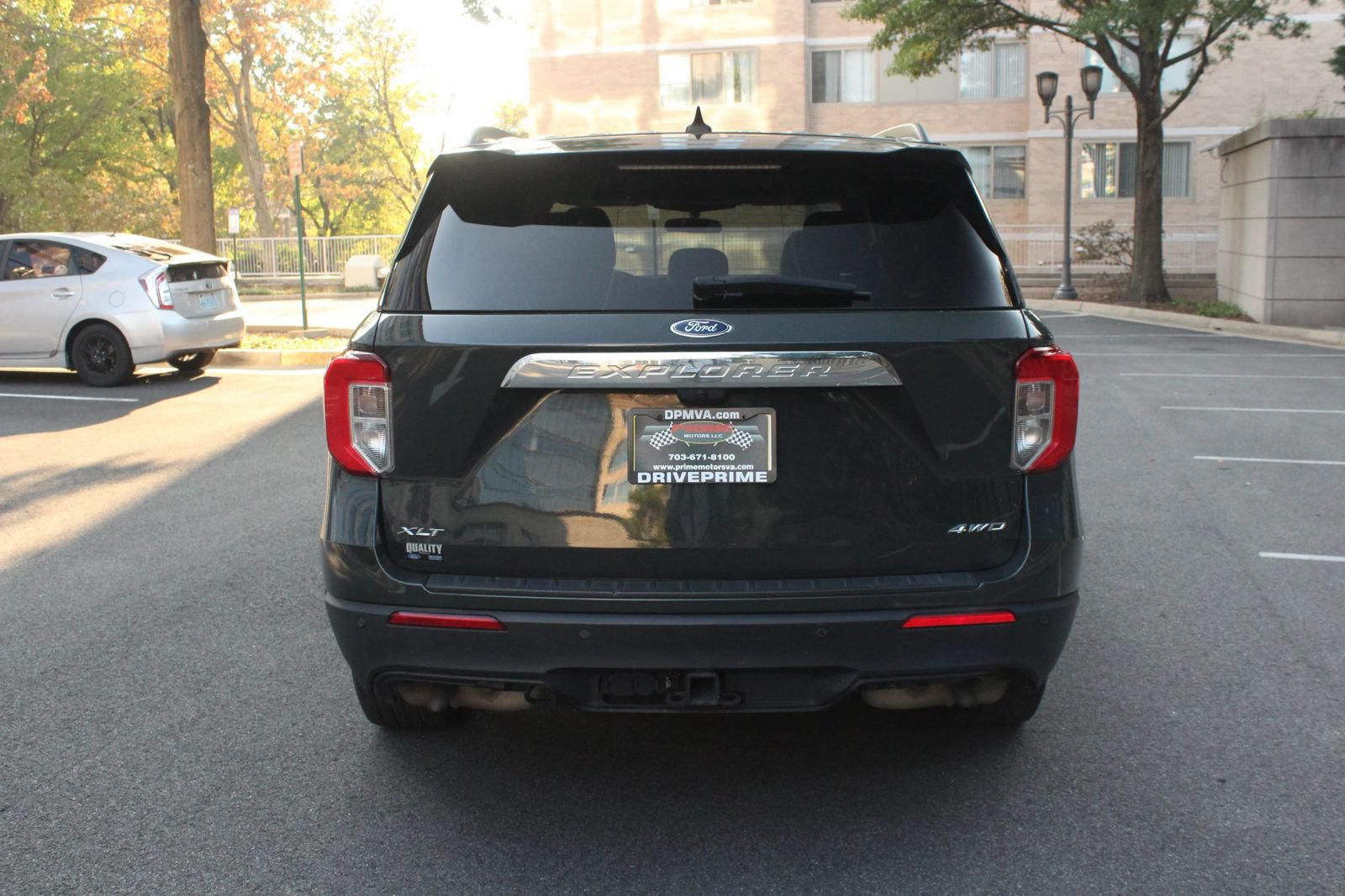 Used 2023 Ford Explorer XLT w/ Equipment Group 202A AWD/4WD image 8