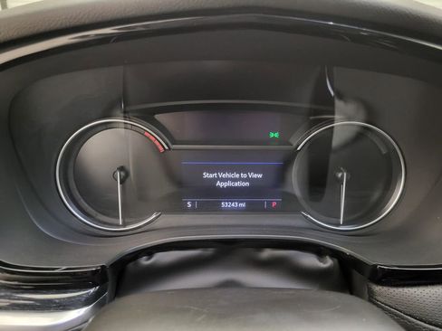 Used 2024 Cadillac XT5 Premium Luxury image 40