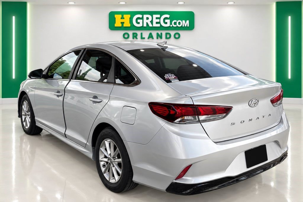 Used 2019 Hyundai Sonata SE FWD image 2