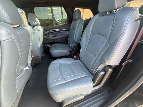 Used 2024 Buick Enclave Premium w/ Experience Buick Package FWD image 27