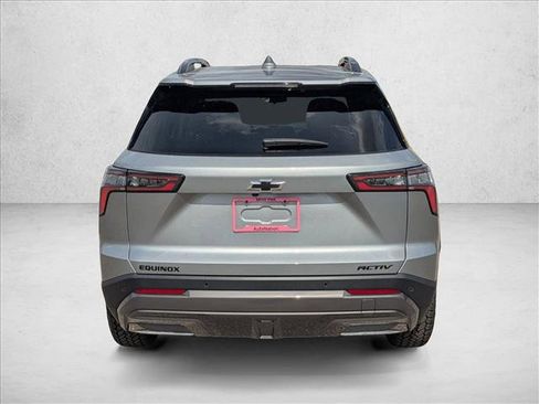 New 2026 Chevrolet Equinox ACTIV FWD image 6