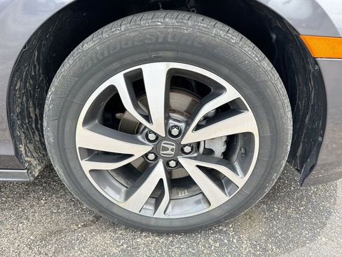 Used 2024 Honda Odyssey Touring image 7