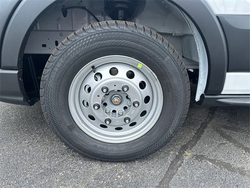 New 2025 Ford Transit 250 148 Medium Roof Extended AWD image 15