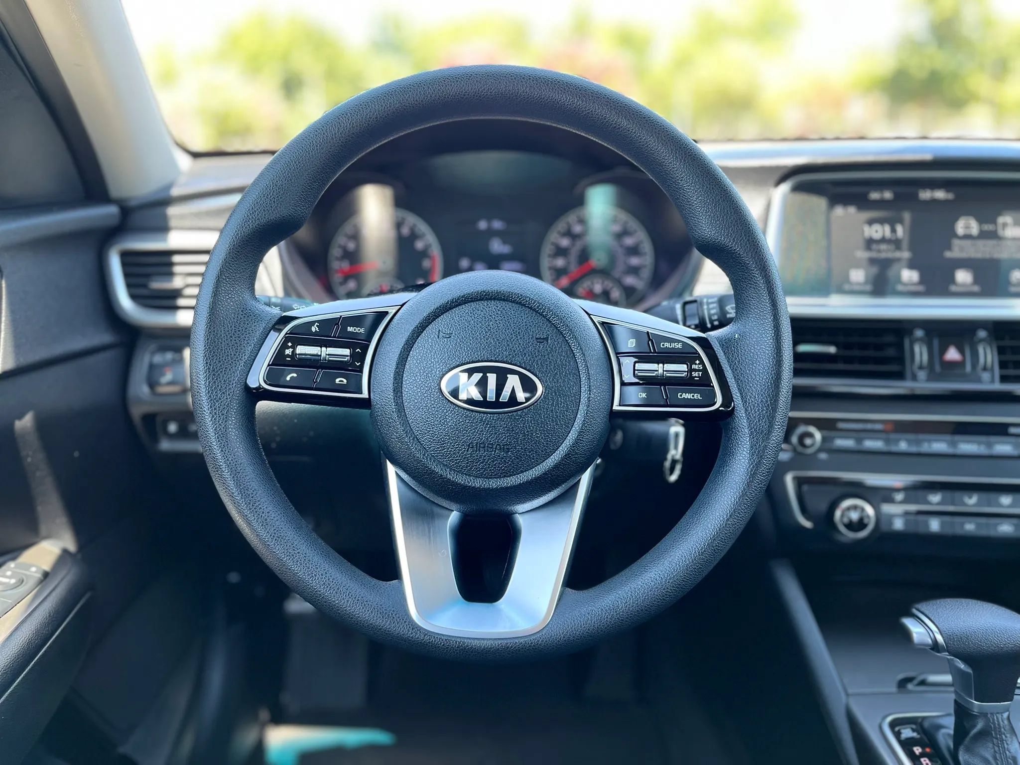 Used 2019 Kia Optima LX FWD image 14