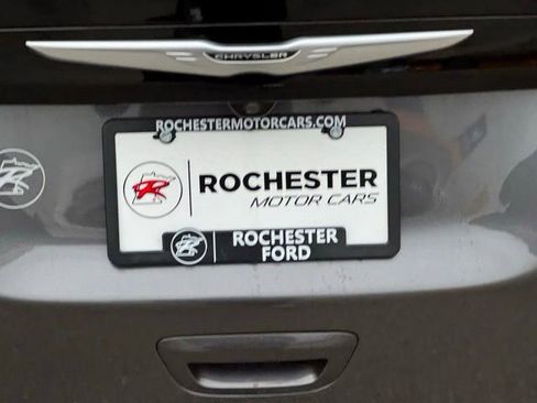 Used 2023 Chrysler Voyager LX FWD image 38