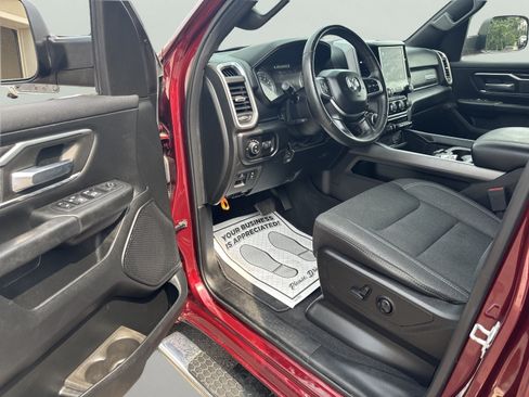 Used 2019 RAM 1500 Big Horn AWD/4WD image 11