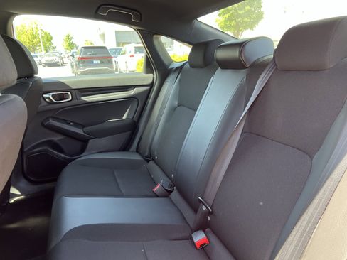 Used 2022 Honda Civic Sport image 32
