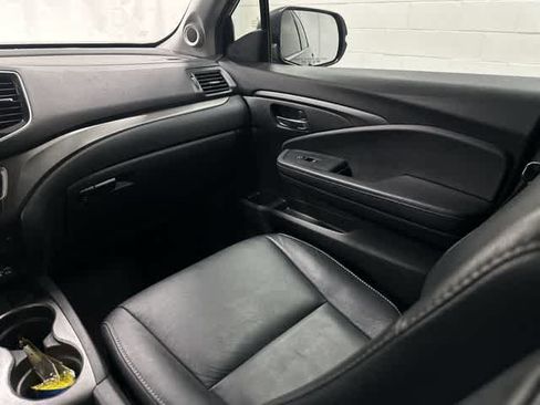 Used 2021 Honda Pilot Special Edition image 13