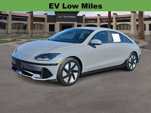 Used 2025 Hyundai Ioniq 6 SE RWD image 4
