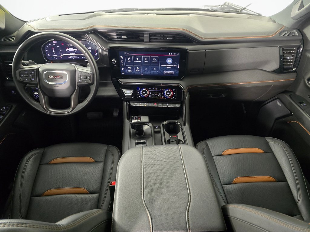 Used 2024 GMC Sierra 1500 AT4 w/ Technology Package AWD/4WD image 17