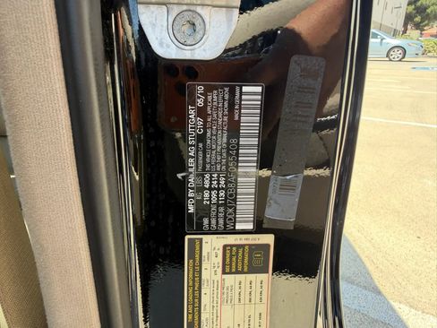 Used 2010 Mercedes-Benz E 550 Coupe image 31