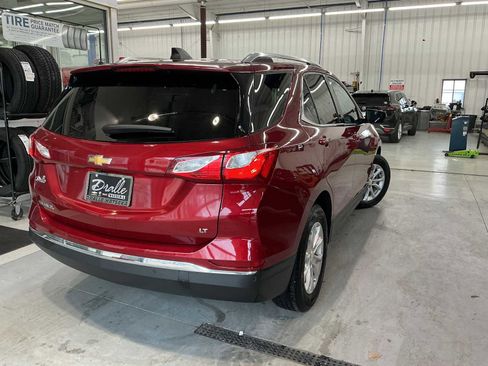 Used 2018 Chevrolet Equinox LT w/ Sun & Infotainment Package image 4